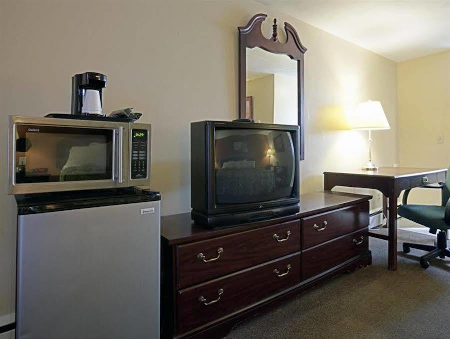Americas Best Value Inn Μπράντφορντ Εξωτερικό φωτογραφία