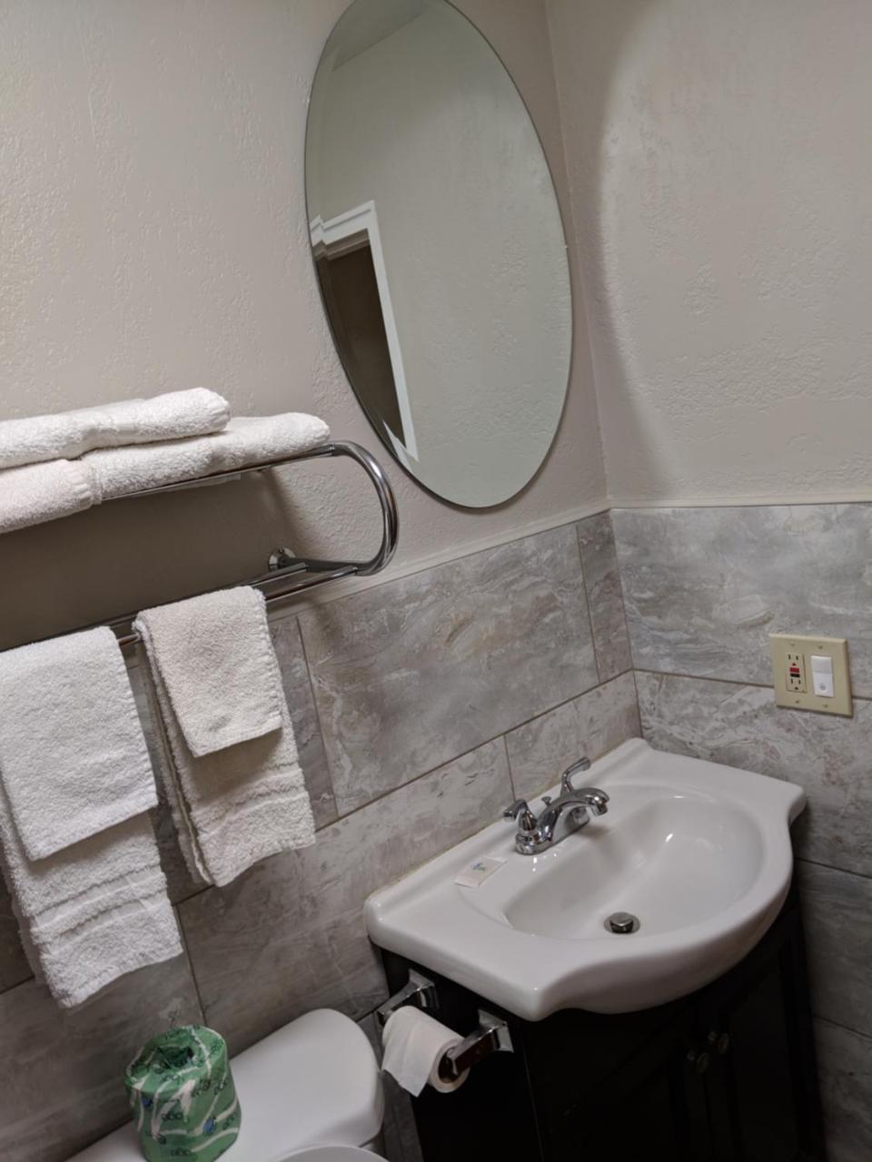 Americas Best Value Inn Μπράντφορντ Εξωτερικό φωτογραφία